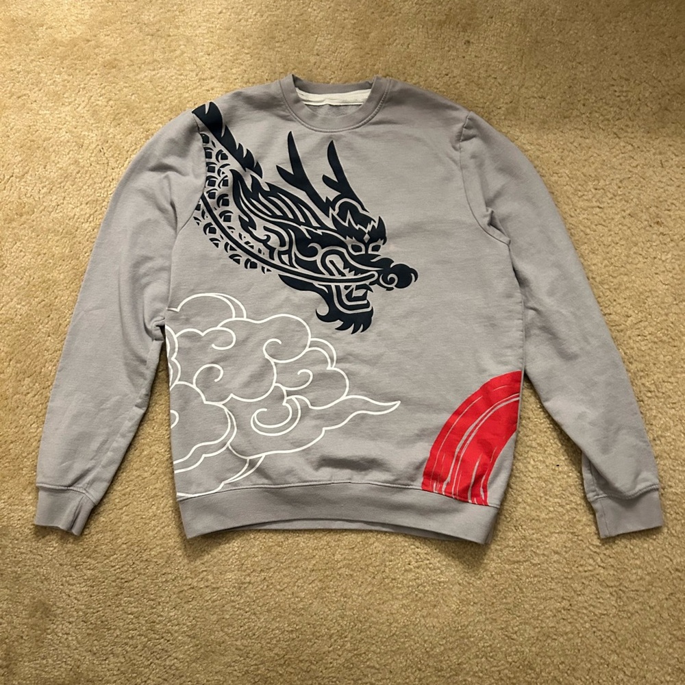 Men's Gray Crewneck Sweater with Dragon Design
